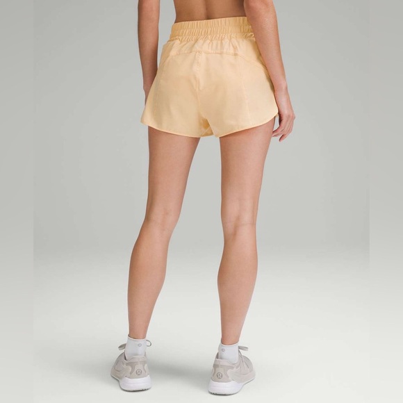 A Lululemon 🍋 Track That High-Rise Lined Short 3" - Picture 4 of 5